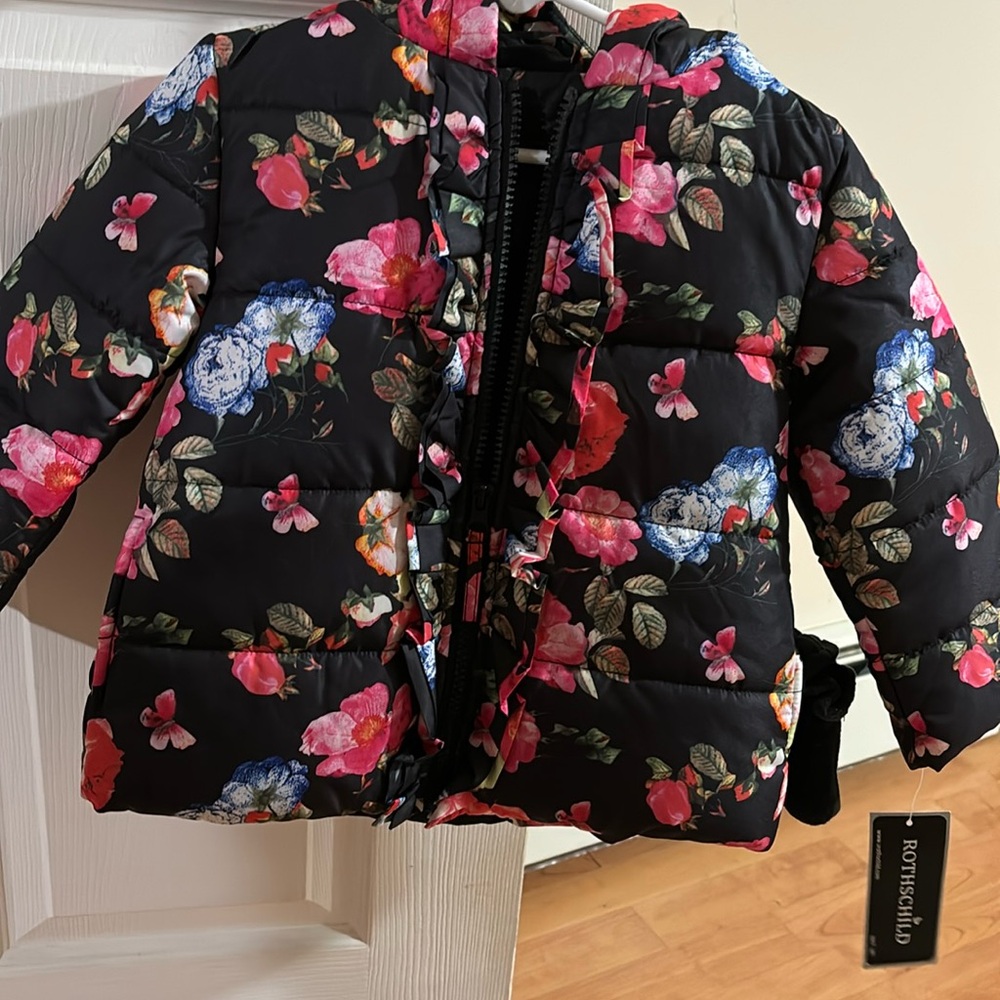 Toddler Girl winter jacket with gloves included